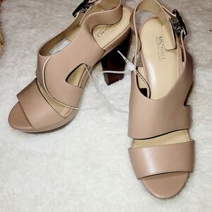 Michael Kors tan heels NEW